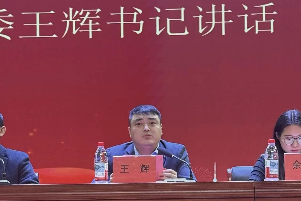 20251114215314_159406.jpg mmexport1763123824443.jpg