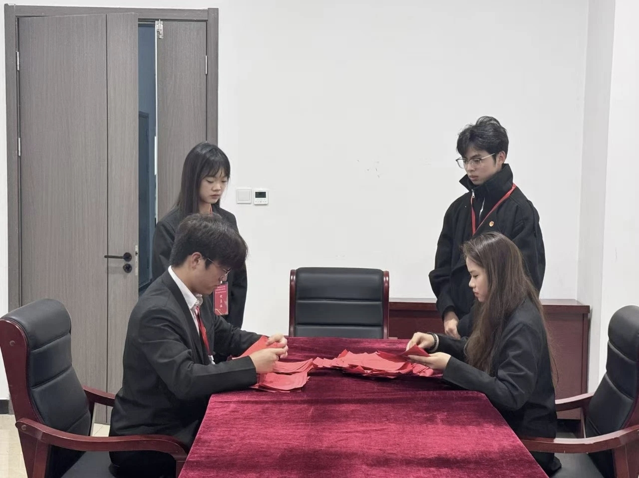 20251114215515_184067.jpg mmexport1763123845585.jpg