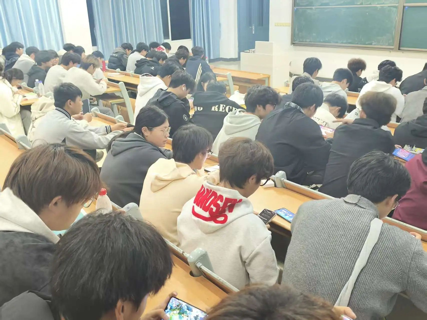 20251202211051_849656.jpg mmexport1764678500034.jpg