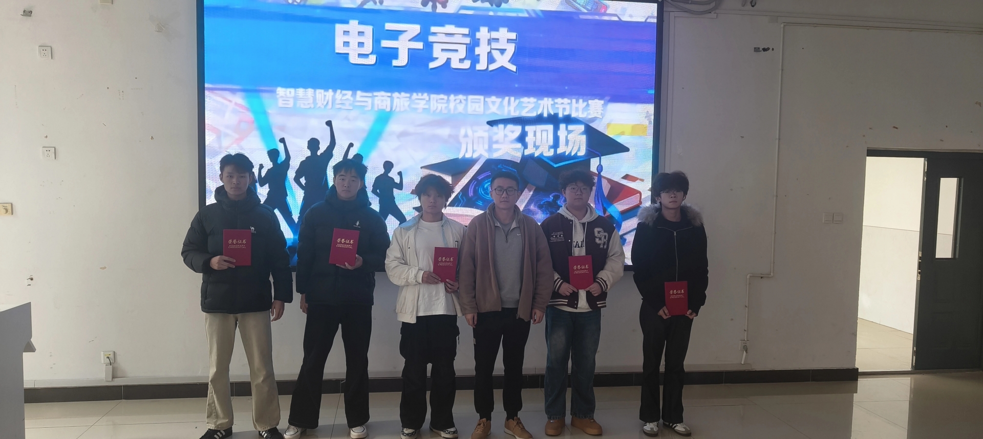 20251202211305_271471.jpg mmexport1764678511778.jpg