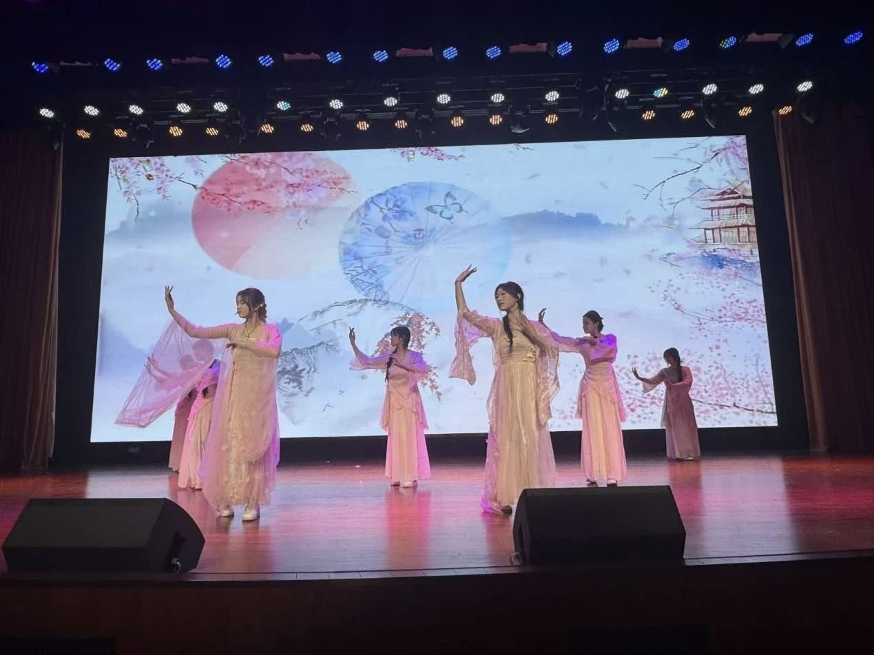 20251203221935_374929.jpg Image_1764771189250.jpg