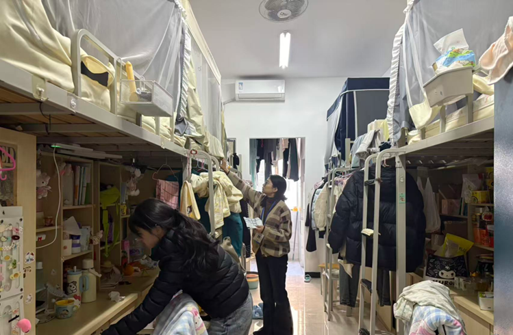 20251216230624_854985.jpg mmexport1765896125130.jpg