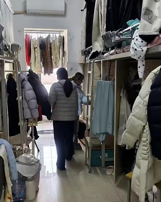 20251216230820_950436.jpg mmexport1765896143527.jpg